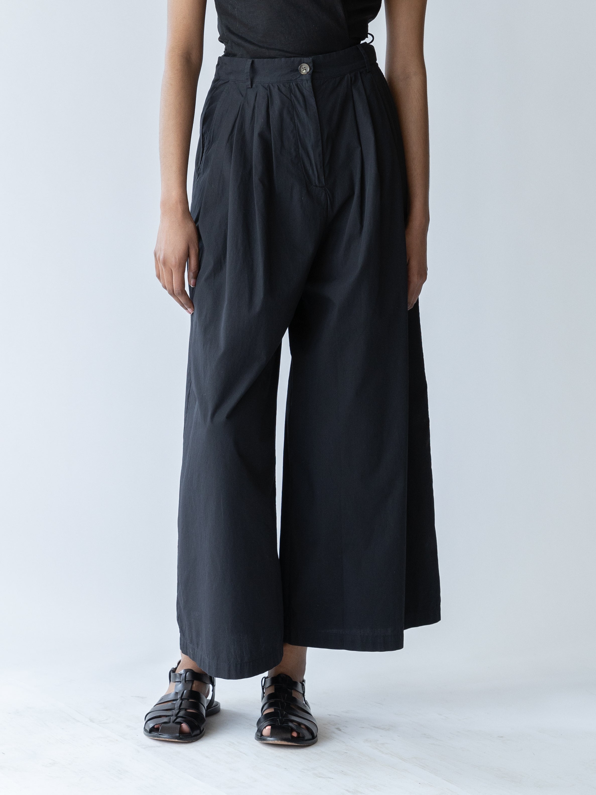 Thumbnail image of Volume Trouser in Onyx